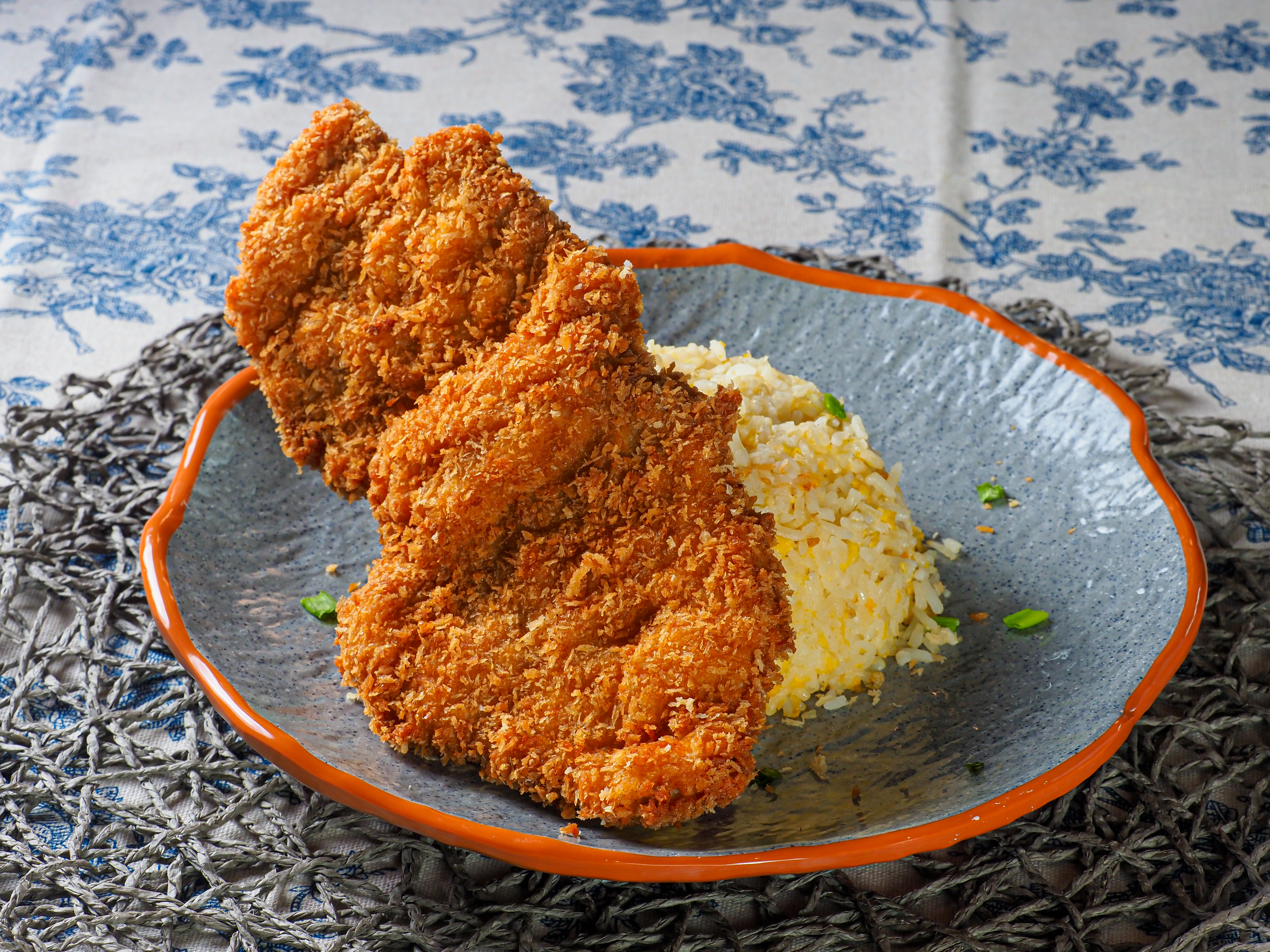 Crispy Pork Chop Egg Rice
